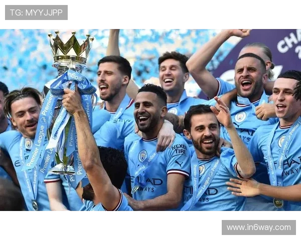 英超三强齐扬凯歌切尔西强势崛起红魔再度领跑冠军争夺